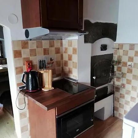 Apartment Obecna Chyzka Stara Hora Sebechleby