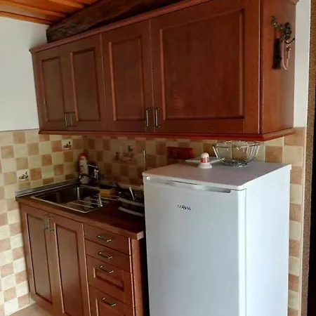 Obecna Chyzka Stara Hora Sebechleby Apartment *